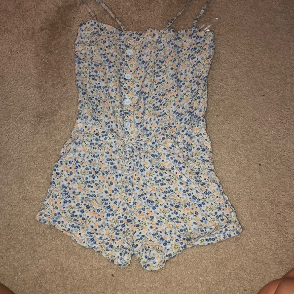 Button down with waist tie romper - Picture 1 of 1